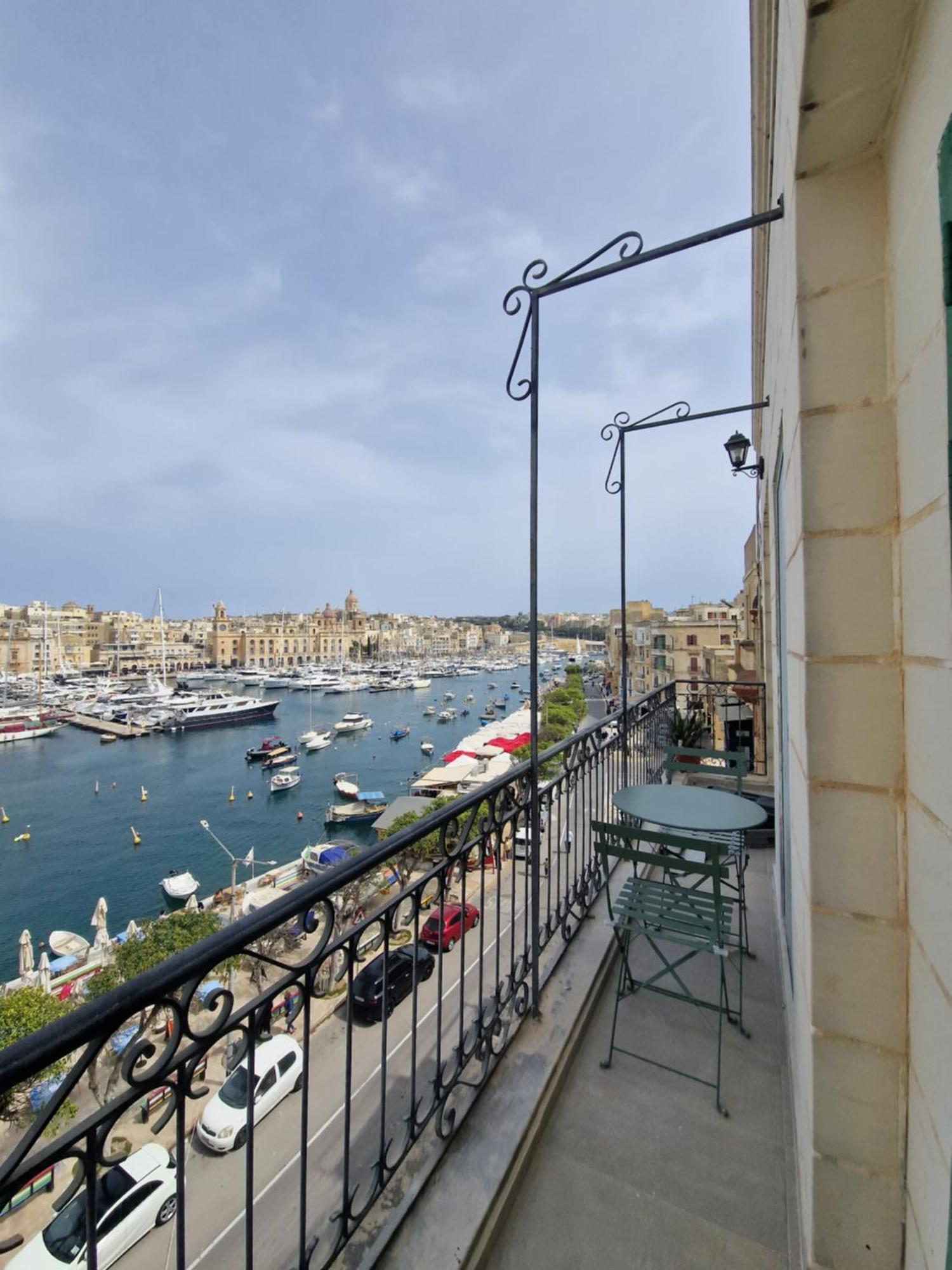 Korzo Suites Senglea Waterfront Екстериор снимка